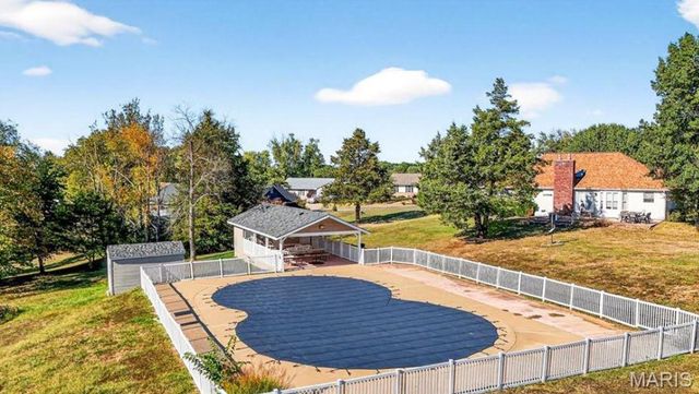 2289 Pine Lake Loop, Gray Summit, MO 63039