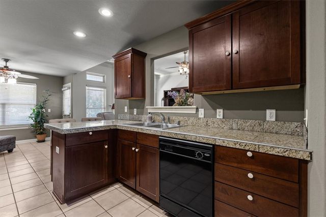 1831 Spring Creek Avenue, Springdale, AR 72764