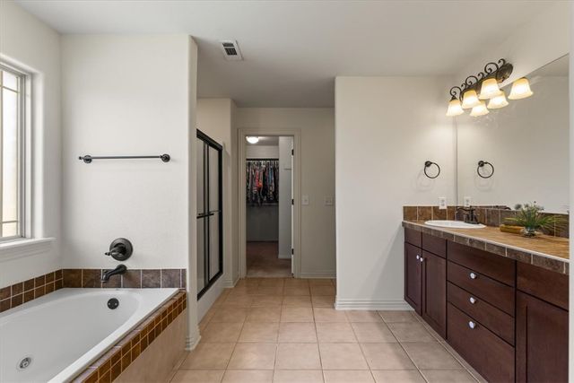 1831 Spring Creek Avenue, Springdale, AR 72764