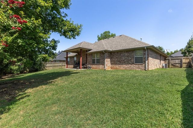 1831 Spring Creek Avenue, Springdale, AR 72764