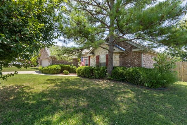1831 Spring Creek Avenue, Springdale, AR 72764