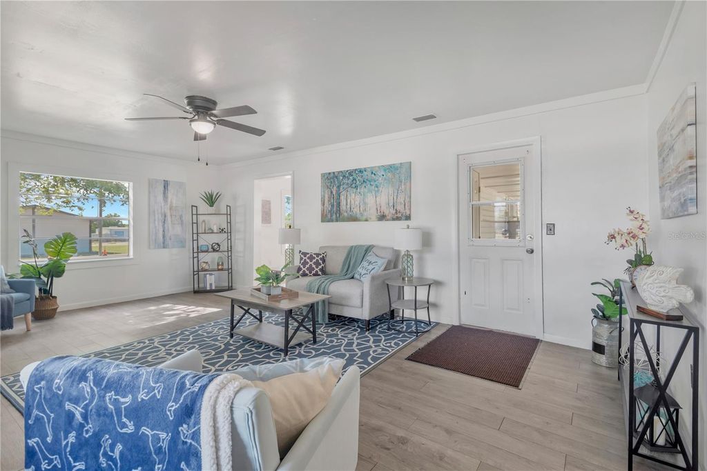 Image 3 of property listing at 216 LANGFORD STREET NW, Fort Meade, FL 33841