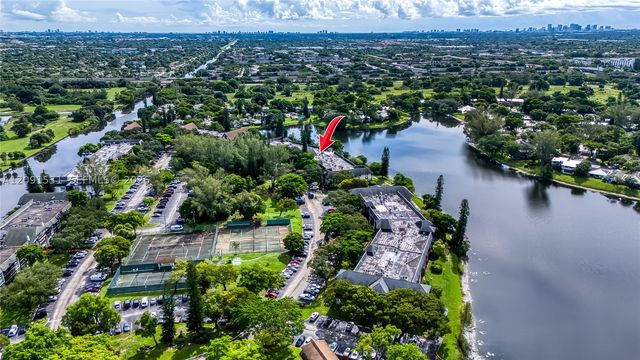 3720 Inverrary Dr 1M, Lauderhill, FL 33319
