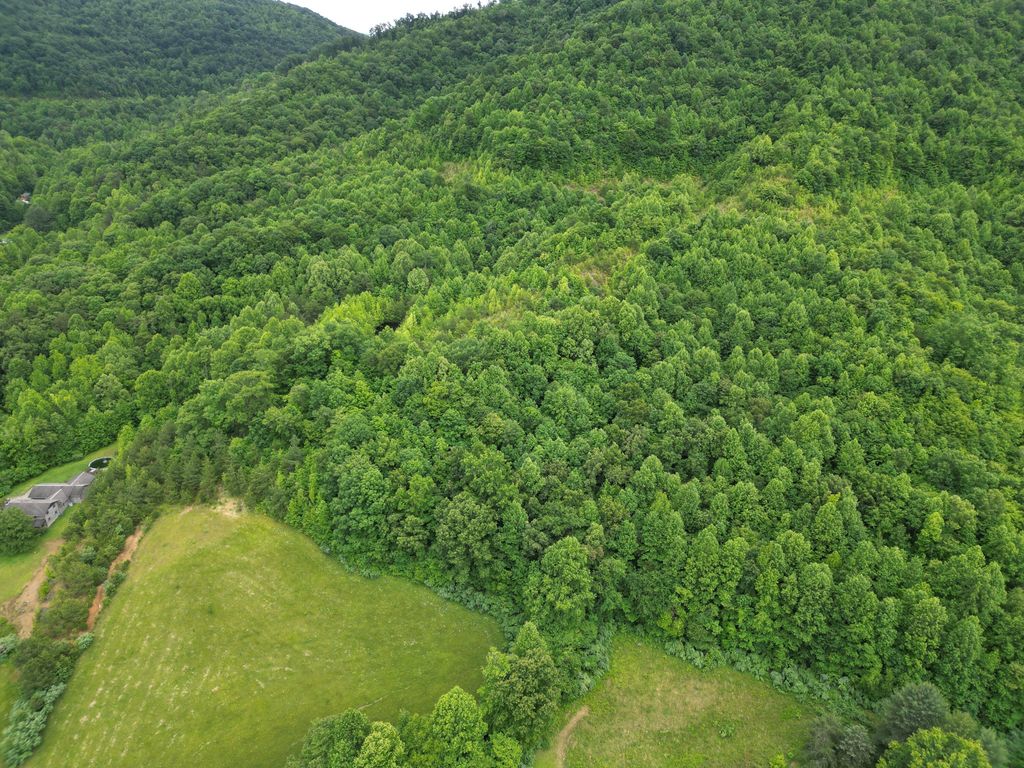 9999 King Fork Road, Barbourville, KY 40906