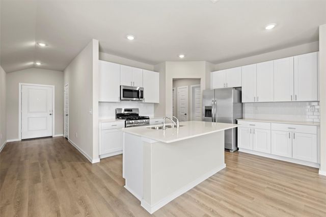 166 Sterling River Lane, Magnolia, TX 77354