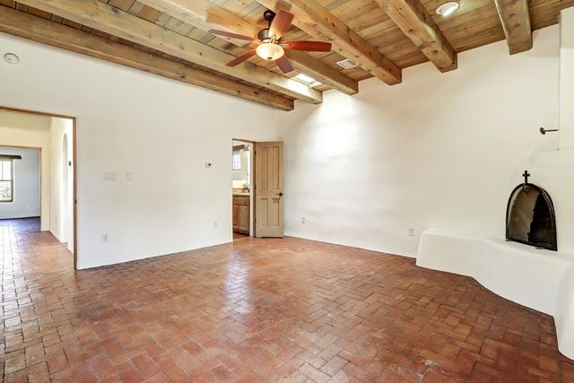 4900 Guadalupe Trail NW, Albuquerque, NM 87107