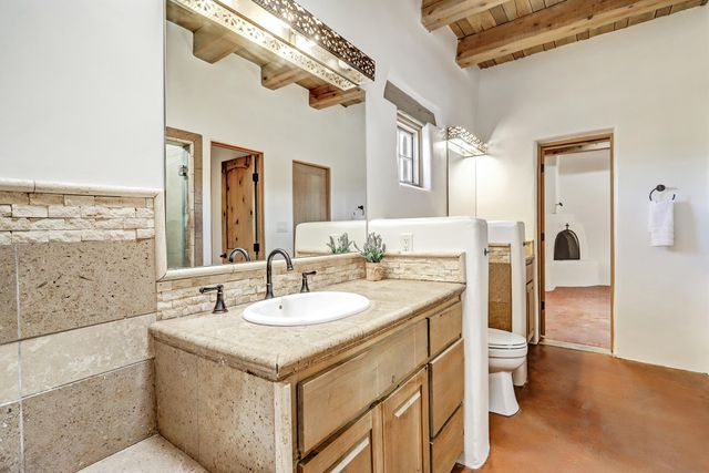 4900 Guadalupe Trail NW, Albuquerque, NM 87107