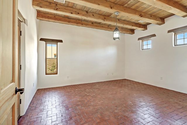 4900 Guadalupe Trail NW, Albuquerque, NM 87107