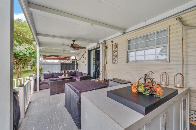 139 Plantation Boulevard, Lake Worth, FL 33467