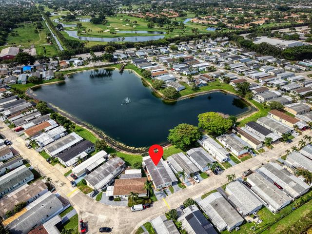 139 Plantation Boulevard, Lake Worth, FL 33467