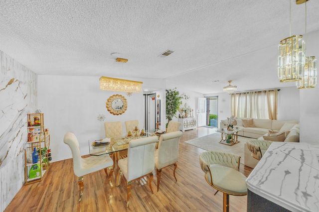 139 Plantation Boulevard, Lake Worth, FL 33467