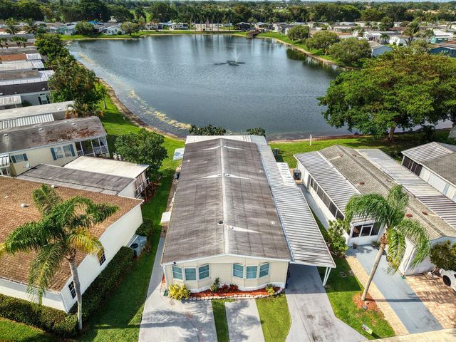 139 Plantation Boulevard, Lake Worth, FL 33467