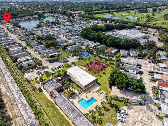 139 Plantation Boulevard, Lake Worth, FL 33467