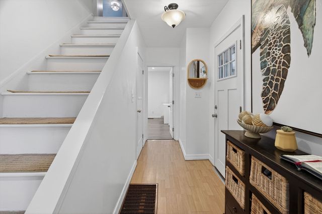 29 Bacheller St, Lynn, MA 01904