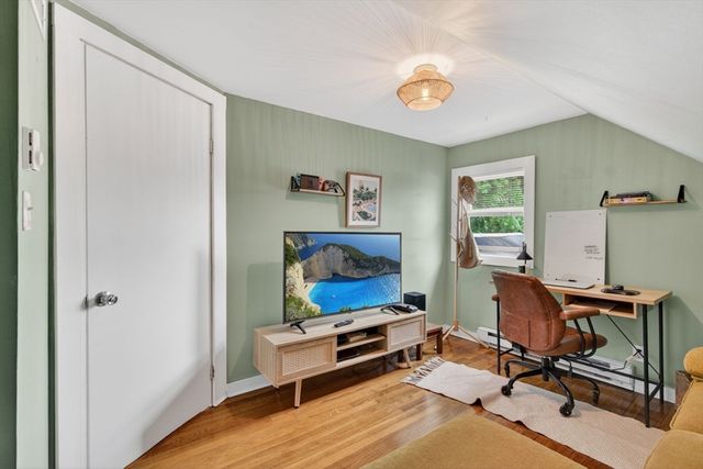 29 Bacheller St, Lynn, MA 01904