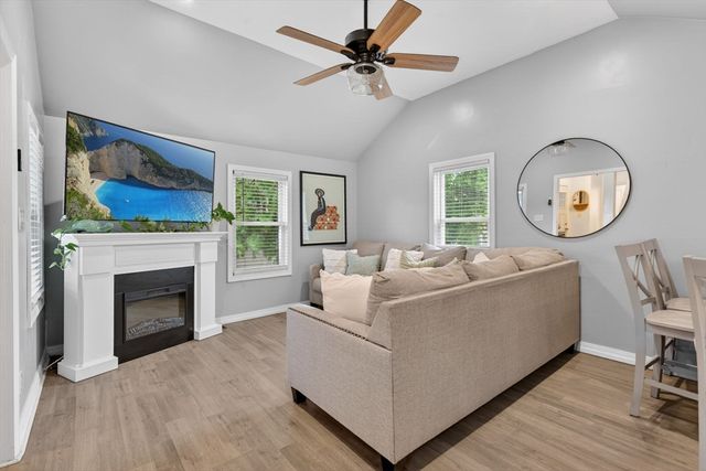 29 Bacheller St, Lynn, MA 01904