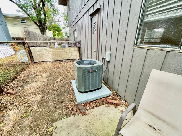 608 Franklin BLVD A, Austin, TX 78751