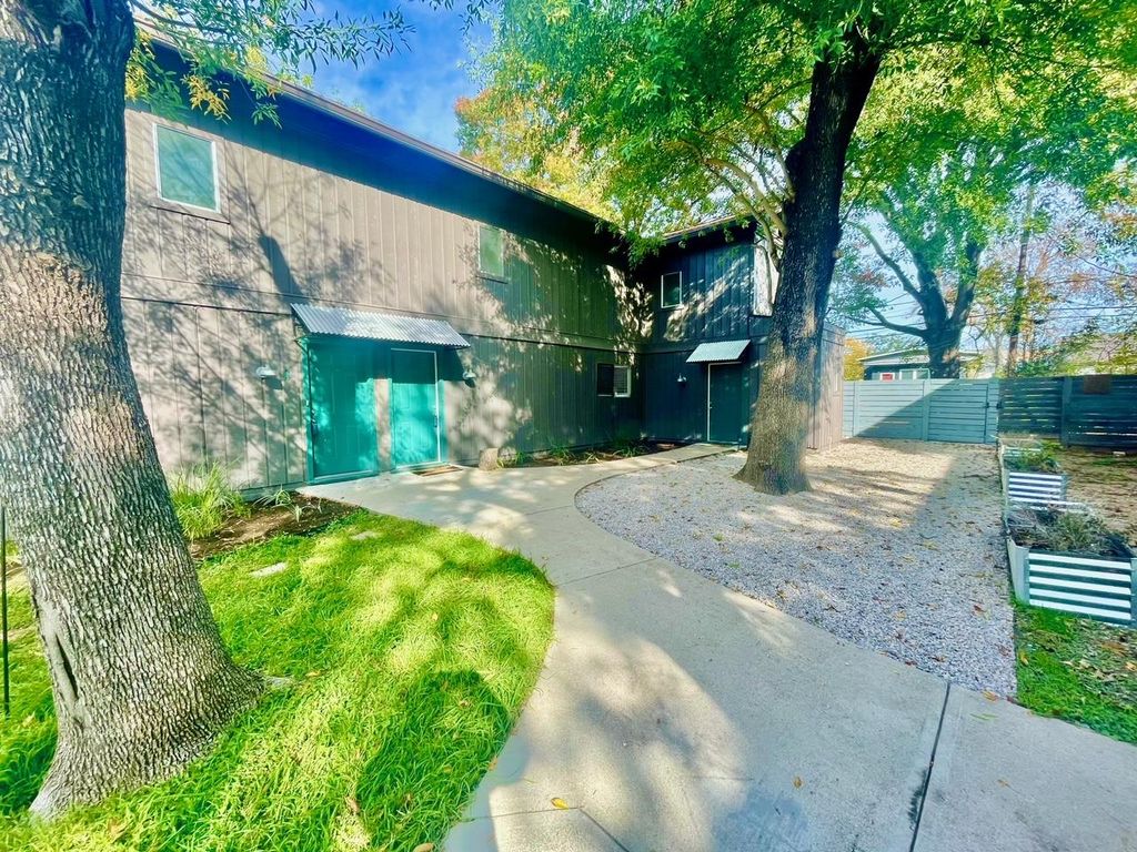 608 Franklin BLVD A, Austin, TX 78751