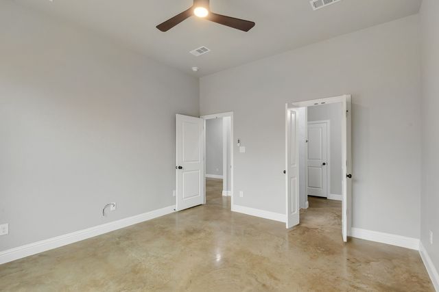 607 N Getzendaner Street, Waxahachie, TX 75165