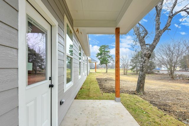 607 N Getzendaner Street, Waxahachie, TX 75165