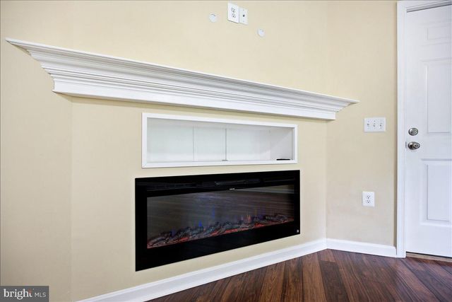 3955 BREEZY POINT RD, Chesapeake Beach, MD 20732