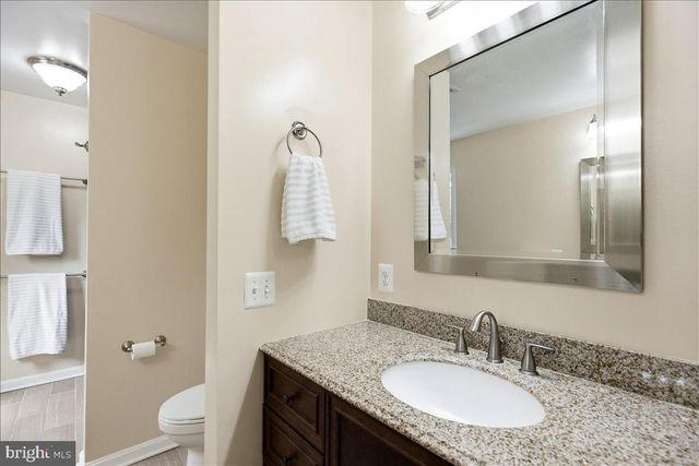 3955 BREEZY POINT RD, Chesapeake Beach, MD 20732