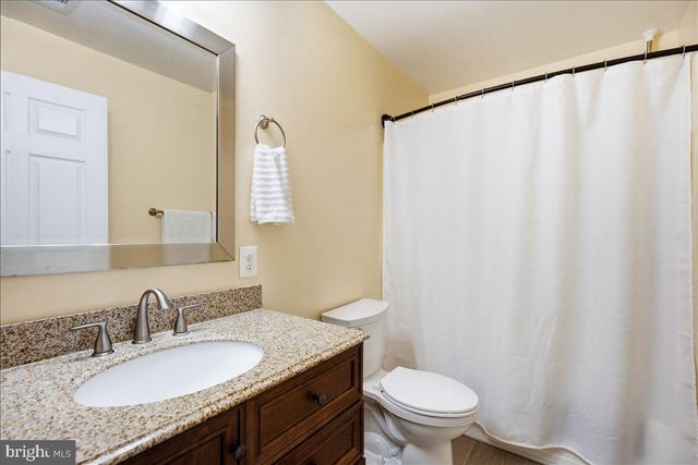 3955 BREEZY POINT RD, Chesapeake Beach, MD 20732