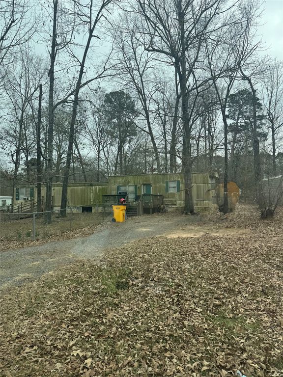 8133 Lawnwood Drive, Greenwood, LA 71033