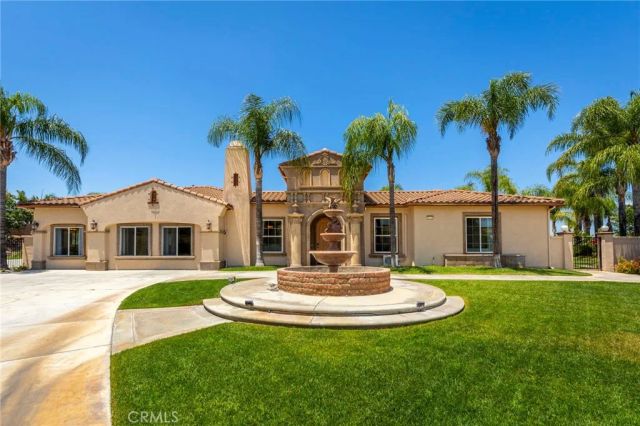 7907 Horizon View Drive, Riverside, CA 92506