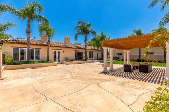 7907 Horizon View Drive, Riverside, CA 92506