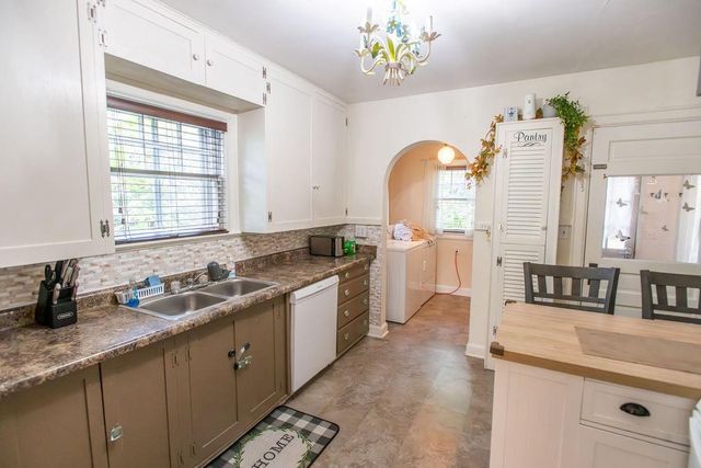 813 S Maguire Street, Warrensburg, MO 64093