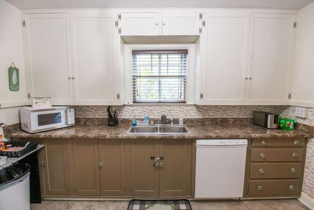 813 S Maguire Street, Warrensburg, MO 64093