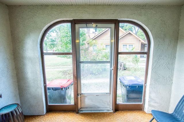 813 S Maguire Street, Warrensburg, MO 64093