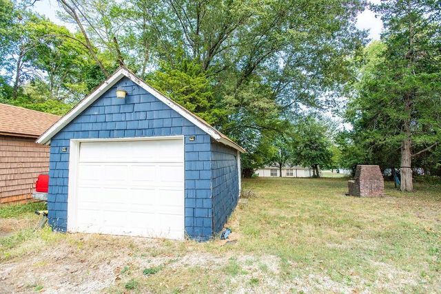 813 S Maguire Street, Warrensburg, MO 64093