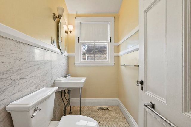 34 South Street, Brockton, MA 02301