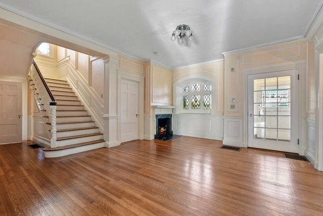 34 South Street, Brockton, MA 02301