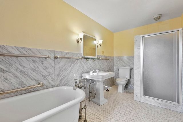 34 South Street, Brockton, MA 02301