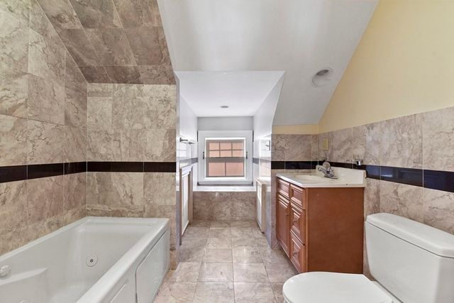 34 South Street, Brockton, MA 02301