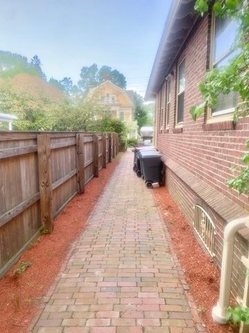 34 South Street, Brockton, MA 02301