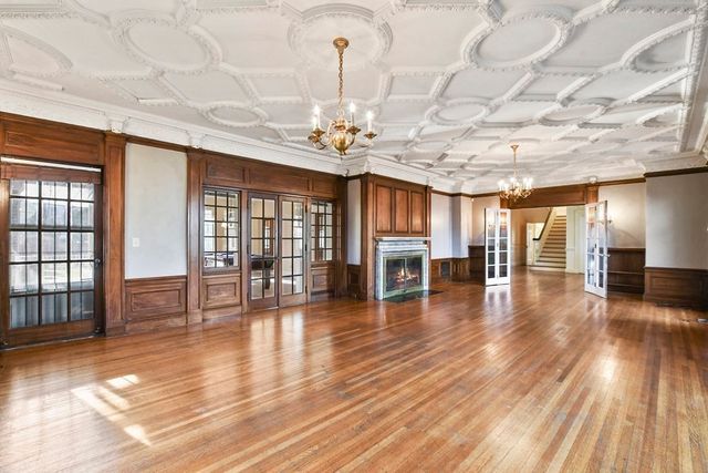 34 South Street, Brockton, MA 02301