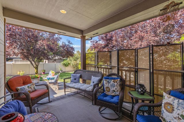 4114 El Cerrito Way, Klamath Falls, OR 97603