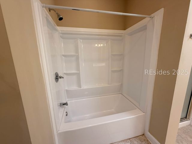 12 Peregrine Dr, Hilton Head Island, SC 29926