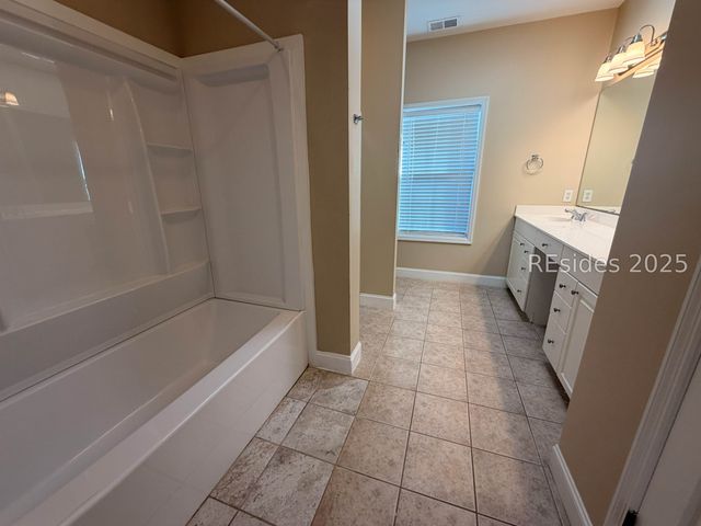 12 Peregrine Dr, Hilton Head Island, SC 29926