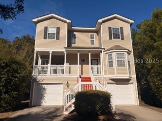 12 Peregrine Dr, Hilton Head Island, SC 29926