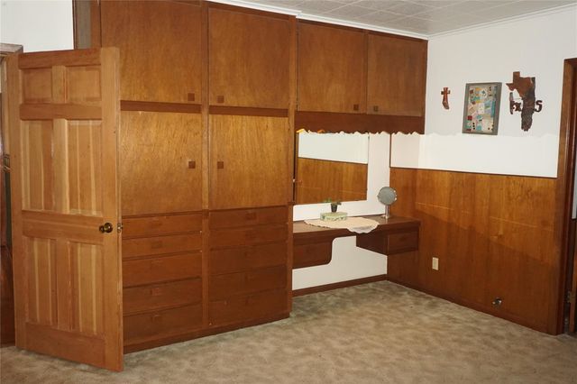 3706 College Street, Damon, TX 77430