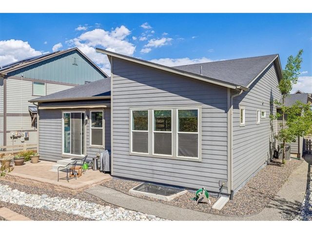 8416 Arapahoe Peak St, Littleton, CO 80125