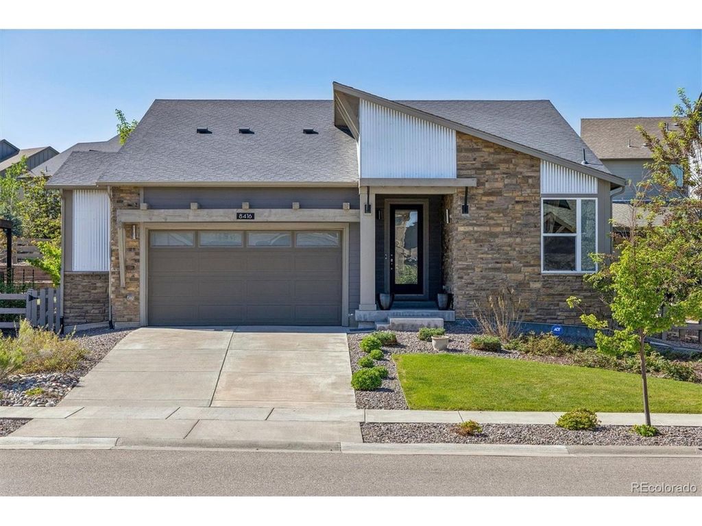 8416 Arapahoe Peak St, Littleton, CO 80125