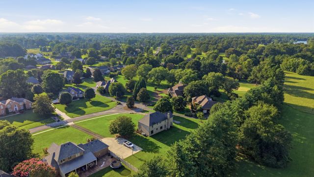 108 Kings Pl, Tullahoma, TN 37388