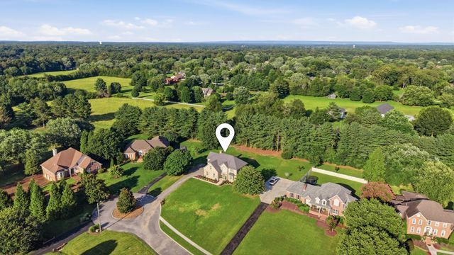 108 Kings Pl, Tullahoma, TN 37388