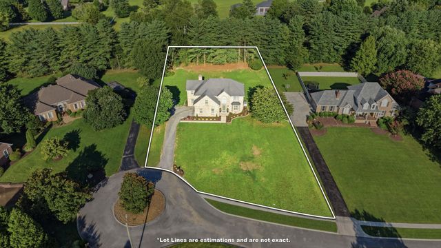 108 Kings Pl, Tullahoma, TN 37388